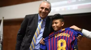 Стоичков: Идиотът Ван Гаал провали Рикелме в Барса