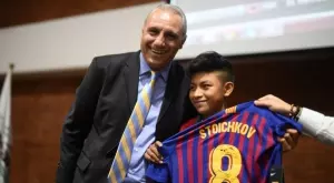 {{ otherArticle[0].article.title }}