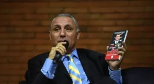 {{ otherArticle[0].article.title }}