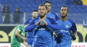 {{ otherArticle[0].article.title }}