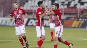 {{ otherArticle[0].article.title }}