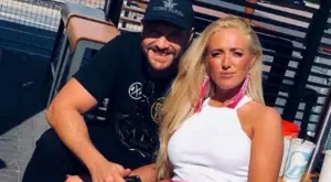 {{ otherArticle[0].article.title }}