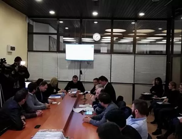 Общинските съветници във Варна взеха решение за цените на такситата
