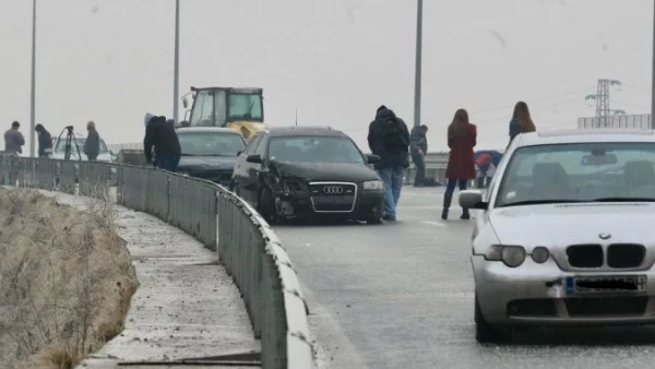 Верижна катастрофа в "Надежда"