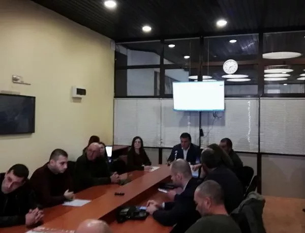 Създадоха работна група, която да реши проблема с невъведените в експлоатация ВиК мрежи във Варна