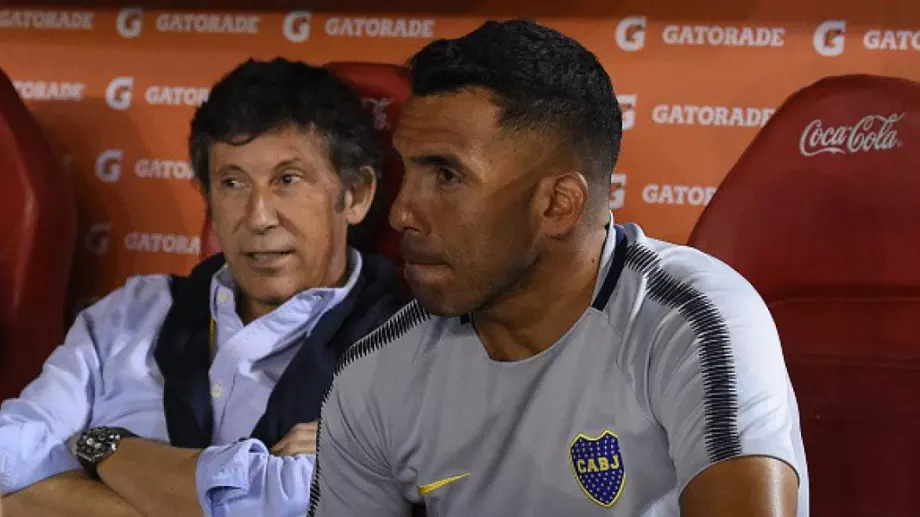 Карлос Тевес напусна треньорския пост в Росарио Сентрал