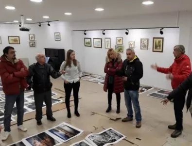Първият зимен фотографски салон в Казанлък се радва на огромен интерес