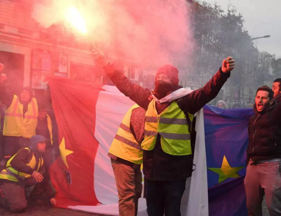 Над 150 са вече арестуваните в Париж 