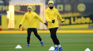 {{ otherArticle[0].article.title }}