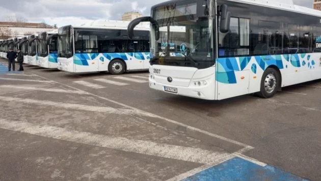 Нови 30 електробуса купуват за София