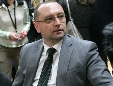Съдия Георги Ушев се опасява, че политици може да атакуват съда чрез медиите