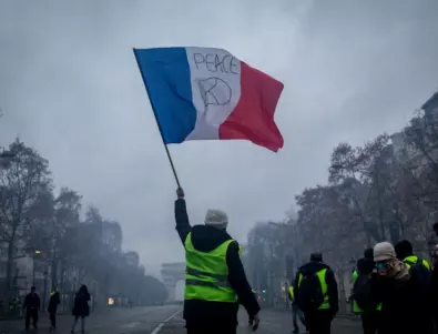 Общонационална стачка парализира Франция