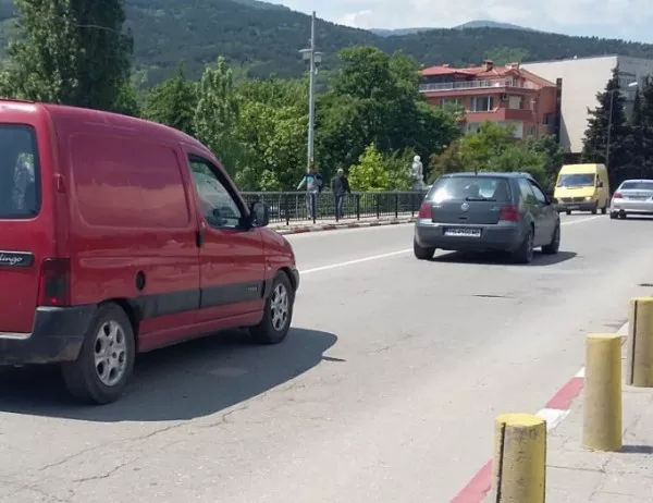 Съдът отмени по-високите данъци за автомобили в Добрич и Балчик