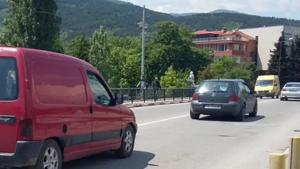 Съдът отмени по-високите данъци за автомобили в Добрич и Балчик