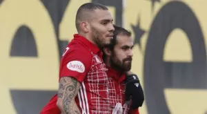 {{ otherArticle[0].article.title }}