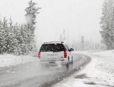 Пет основни правила за шофиране през зимата