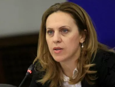 Марияна Николова: Осигурени са всички необходими предпазни и дезинфекционни средства за изборния ден