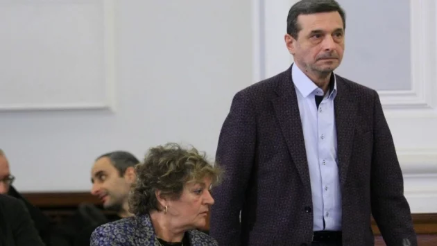 Моята скромна прогноза е, че пак няма да видим достатъчно корупция