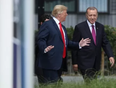 Тръмп и Ердоган вършат неща, които влизат и в нашия двор