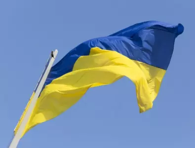 Украйна затваря границите за чужденци  