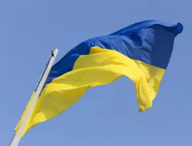 Украйна свали военното положение - заради изборите и въпреки 