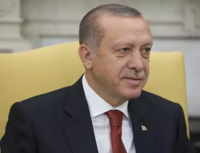 Турски министър: САЩ и Европа инструктираха опозиция да отстрани Ердоган