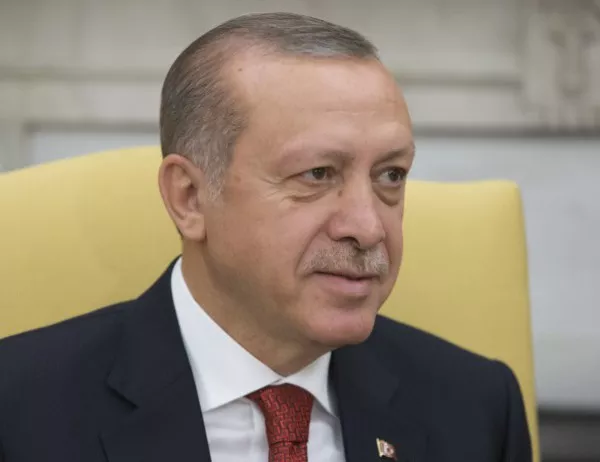 Ердоган към ЕС: От една страна говорите за демокрация, а от друга сваляте правителство с насилие и хитрост
