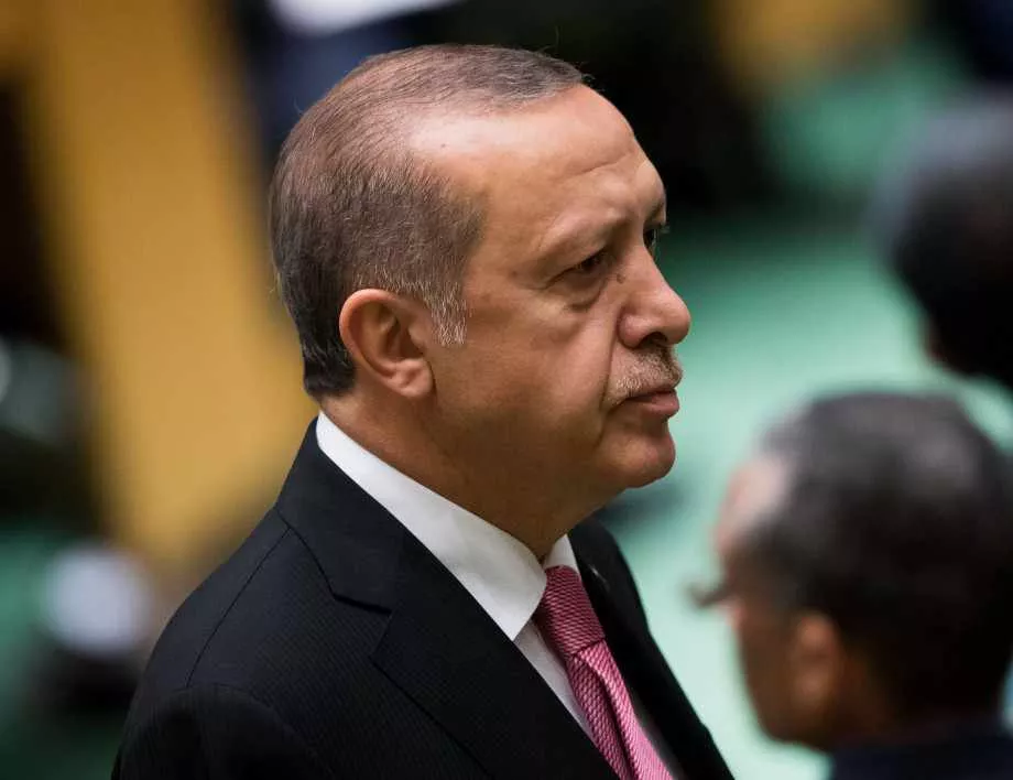 Турция планира да върне 1 млн. сирийци по-родните им места