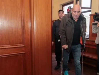 Охранители на заместник-главния прокурор снимали Чоков в ресторанта, твърди той
