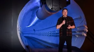 Илън Мъск представи високоскоростния си подземен тунел (СНИМКИ, ВИДЕО)