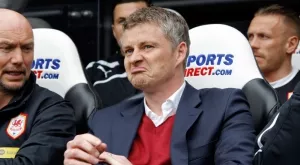 {{ otherArticle[0].article.title }}