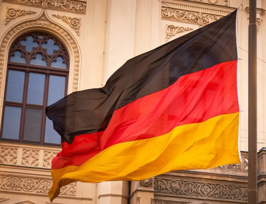 Акция срещу неонацисти в редиците на германската полиция 