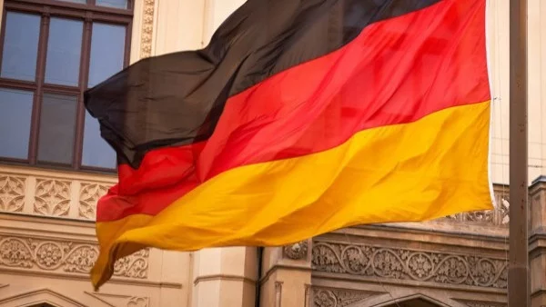 Германските служби ще наблюдават "Алтернатива за Германия"
