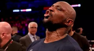 Дилиън Уайт: Пародия! Майка ми ще нокаутира Шварц в един рунд!