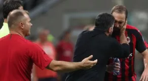 {{ otherArticle[0].article.title }}