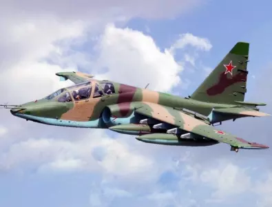 В авиобаза Безмер прстигна седмият модернизиран Су-25