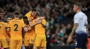 {{ otherArticle[0].article.title }}