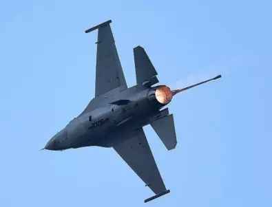Дания заменя своите F-16 с F-35 по-рано от планираното - Украйна печели