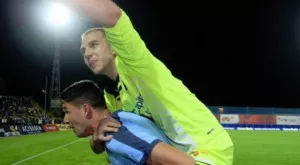 {{ otherArticle[0].article.title }}