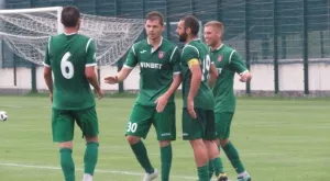 {{ otherArticle[0].article.title }}