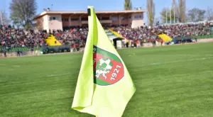 Ботев (Вр): Царско село ни посрещнаха с термометър и според тях всички сме с температура!