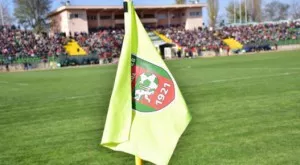 {{ otherArticle[0].article.title }}