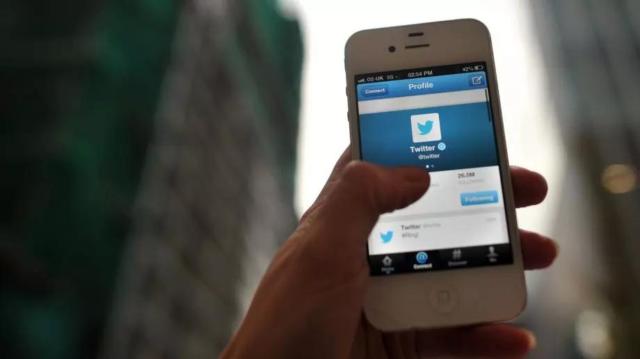 Twitter налага ограничения на руски правителствени акаунти