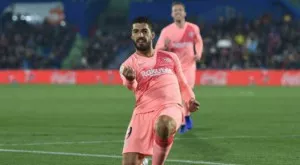 Суарес и Артур попаднаха в групата на Барса за Ел Класико