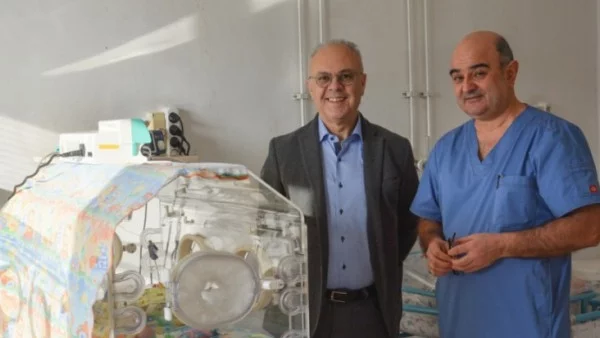 Дариха нова апаратура на старозагорската неонатология в навечерието на Деня на родилната помощ 