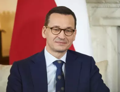Премиерът на Полша: ЕС ни опря пистолет в главата  
