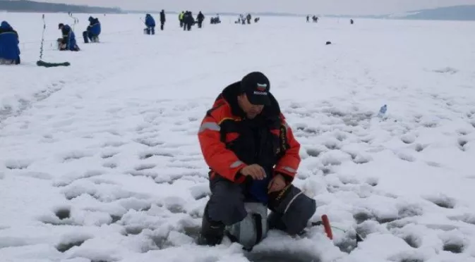 Руска легенда води България на Световното по риболов на лед