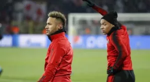 {{ otherArticle[0].article.title }}