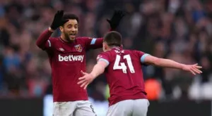 {{ otherArticle[0].article.title }}