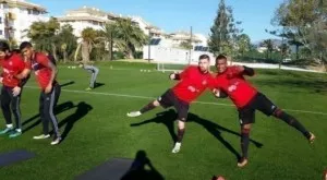 {{ otherArticle[0].article.title }}